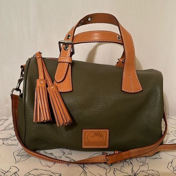 Handbag - Picture 2 of 9